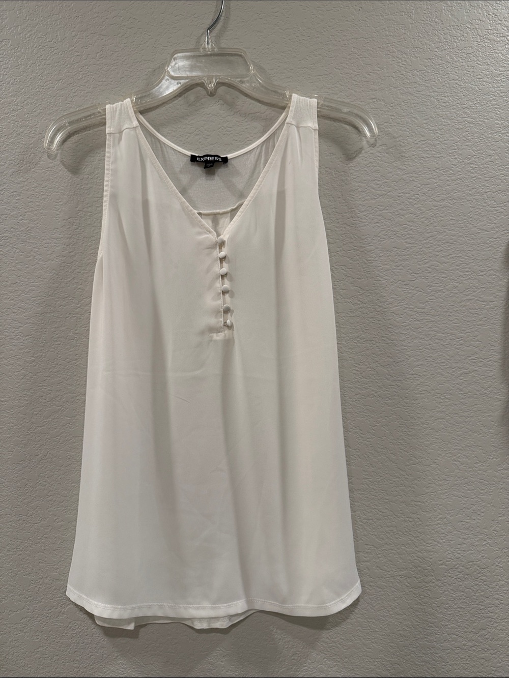 Express White V-Neck Sleeveless Button-Front Camisole